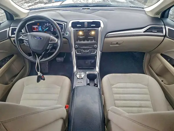3FA6P0H75HR136021 2017 FORD FUSION - Image 8