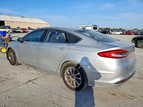 3FA6P0H75HR145043 2017 FORD FUSION - Image 2