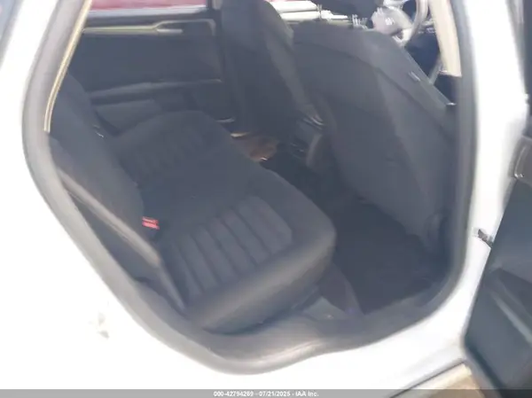 3FA6P0H75HR156804 2017 FORD FUSION - Image 8