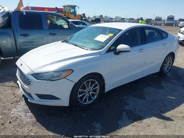 3FA6P0H75HR175255 2017 FORD FUSION - Image 2