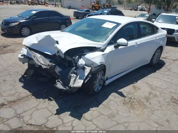 3FA6P0H75HR201532 2017 FORD FUSION - Image 2
