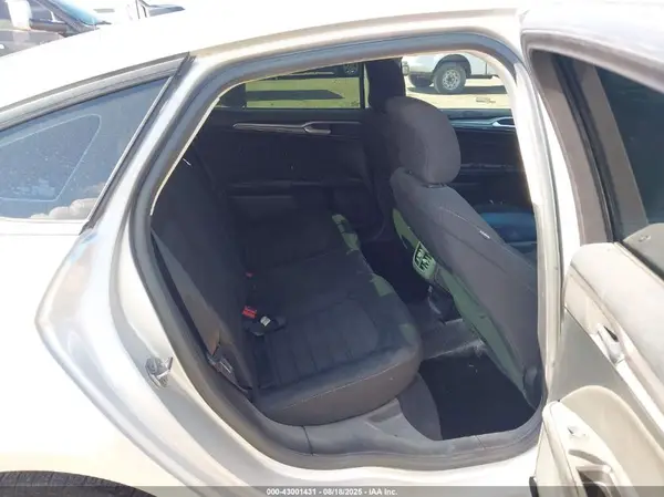 3FA6P0H75HR214572 2017 FORD FUSION - Image 8