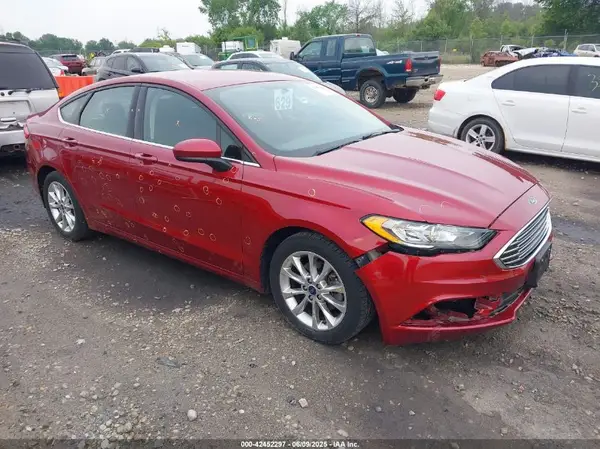 3FA6P0H75HR221571 2017 FORD FUSION - Image 1