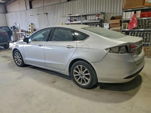 3FA6P0H75HR253758 2017 FORD FUSION - Image 2