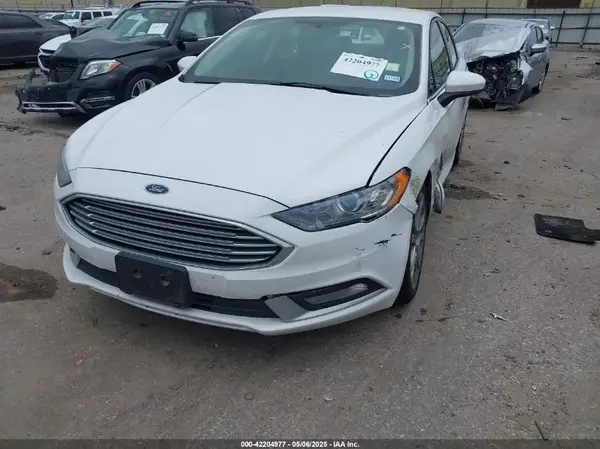3FA6P0H75HR254439 2017 FORD FUSION - Image 2