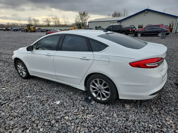 3FA6P0H75HR327728 2017 FORD FUSION - Image 2