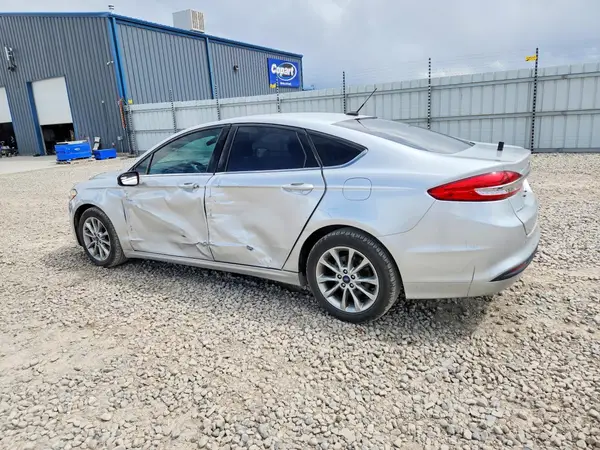 3FA6P0H75HR330371 2017 FORD FUSION - Image 2