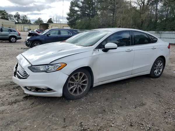 3FA6P0H75HR330628 2017 FORD FUSION - Image 1