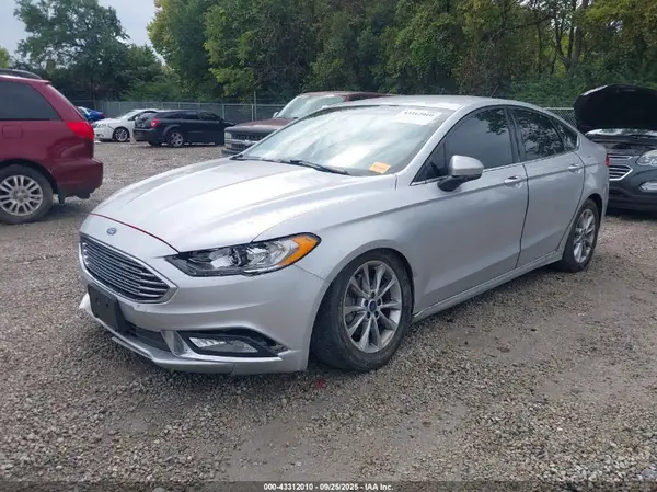 3FA6P0H75HR358221 2017 FORD FUSION - Image 2