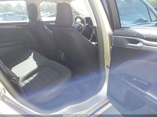 3FA6P0H75HR358851 2017 FORD FUSION - Image 8