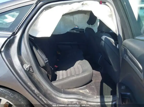 3FA6P0H75HR370398 2017 FORD FUSION - Image 8