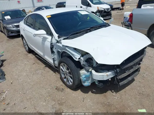 3FA6P0H75HR370403 2017 FORD FUSION - Image 1