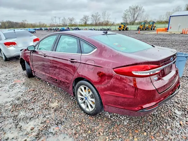 3FA6P0H75HR377903 2017 FORD FUSION - Image 2