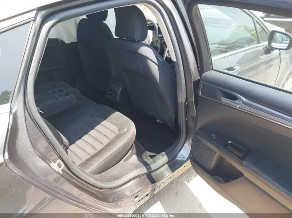3FA6P0H75HR394653 2017 FORD FUSION - Image 8