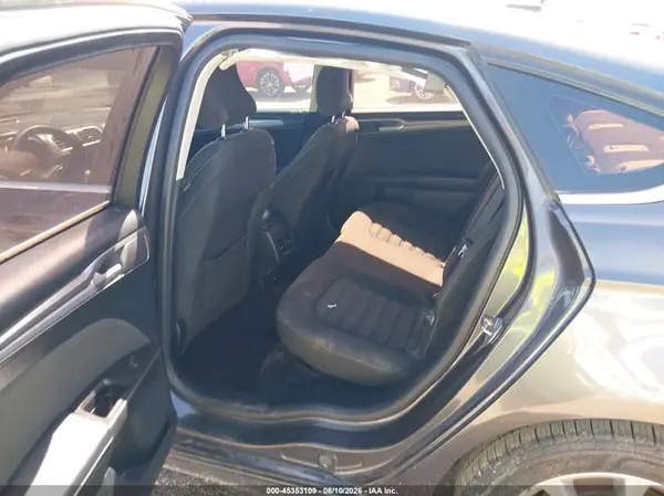 3FA6P0H75HR397391 2017 FORD FUSION - Image 8