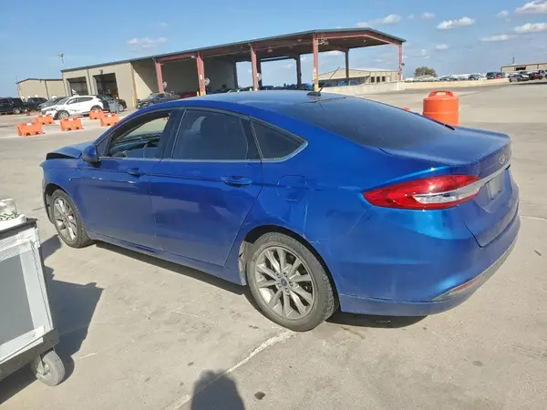 3FA6P0H75HR407689 2017 FORD FUSION - Image 2