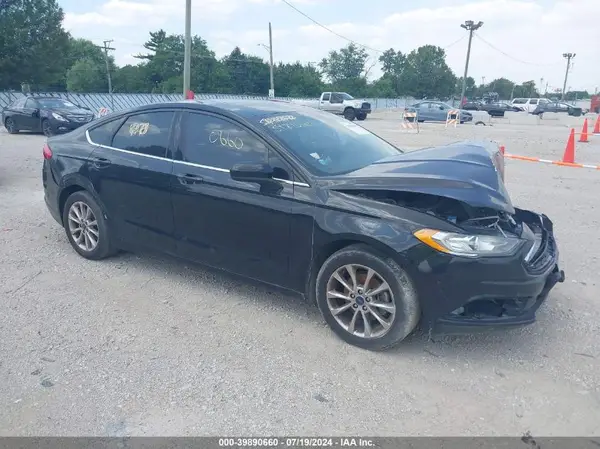 3FA6P0H75HR411483 2017 FORD FUSION - Image 1
