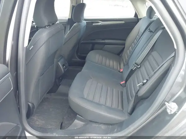 3FA6P0H75HR411709 2017 FORD FUSION - Image 8