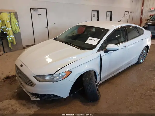 3FA6P0H75HR415727 2017 FORD FUSION - Image 2
