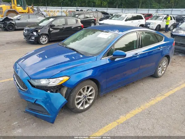 3FA6P0H75HR417333 2017 FORD FUSION - Image 2