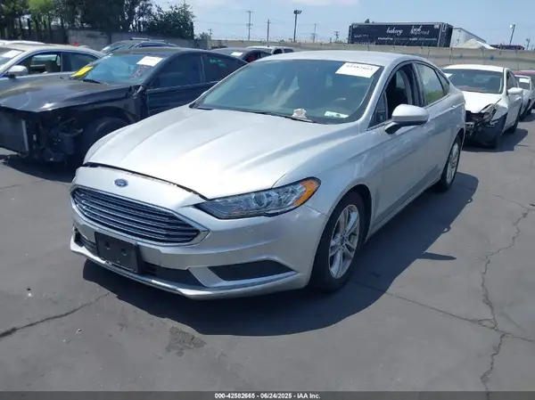 3FA6P0H75JR180901 2018 FORD FUSION - Image 2