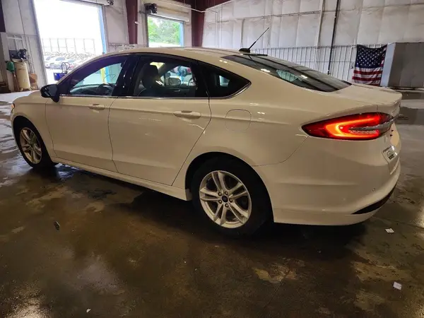 3FA6P0H75JR184690 2018 FORD FUSION - Image 2
