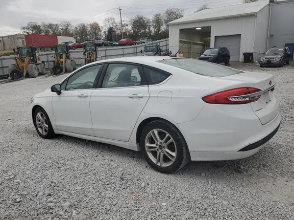 3FA6P0H75JR226517 2018 FORD FUSION - Image 2