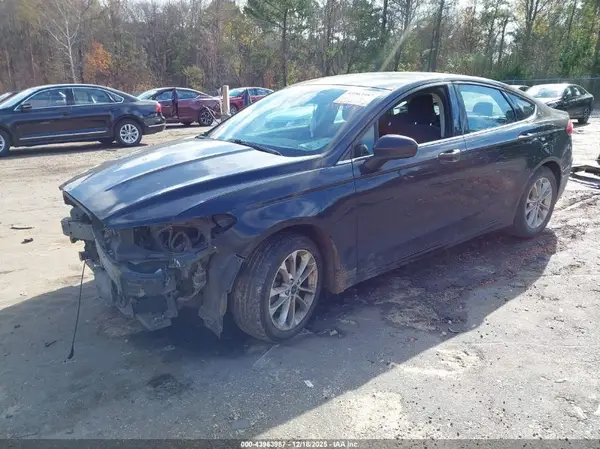 3FA6P0H75KR121946 2019 FORD FUSION - Image 2