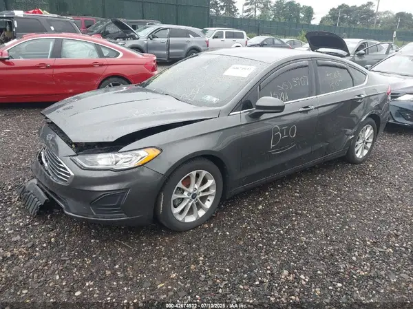 3FA6P0H75KR142330 2019 FORD FUSION - Image 2