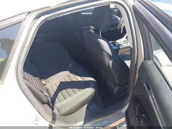 3FA6P0H76GR111983 2016 FORD FUSION - Image 8