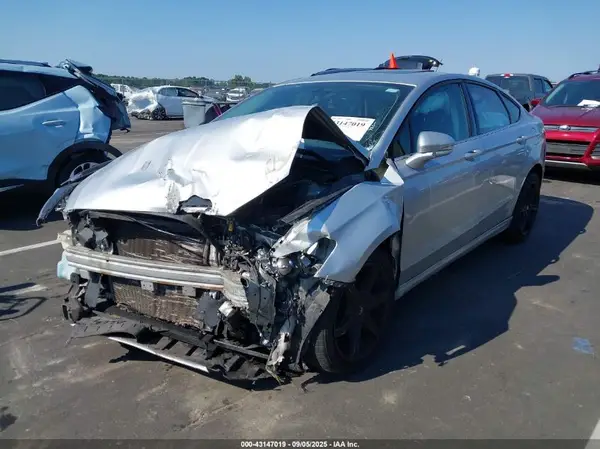 3FA6P0H76GR136334 2016 FORD FUSION - Image 2