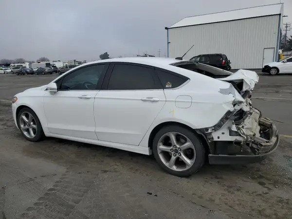 3FA6P0H76GR178051 2016 FORD FUSION - Image 2