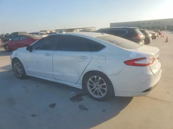 3FA6P0H76GR197439 2016 FORD FUSION - Image 2