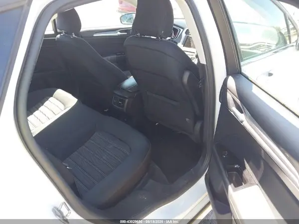 3FA6P0H76GR209945 2016 FORD FUSION - Image 8