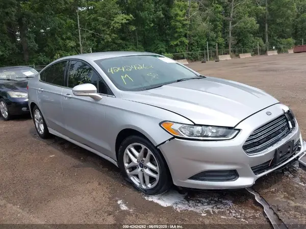 3FA6P0H76GR338557 2016 FORD FUSION - Image 1