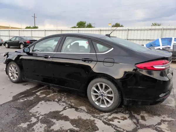 3FA6P0H76HR136254 2017 FORD FUSION - Image 2