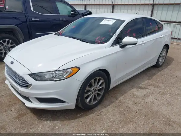3FA6P0H76HR143933 2017 FORD FUSION - Image 2
