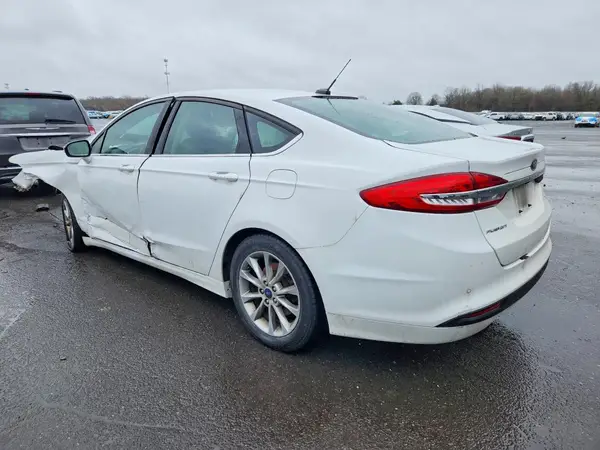 3FA6P0H76HR144905 2017 FORD FUSION - Image 2