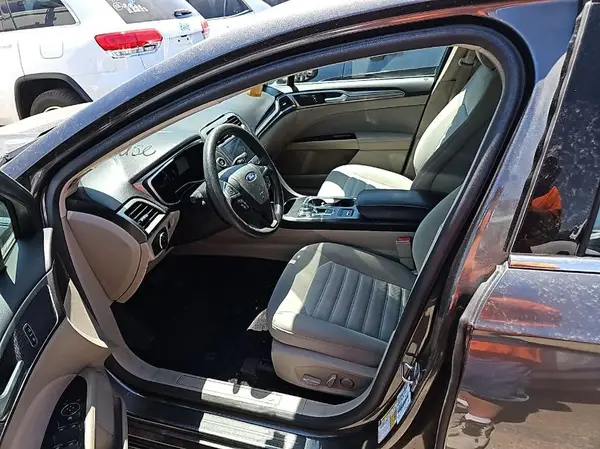 3FA6P0H76HR145813 2017 FORD FUSION - Image 2