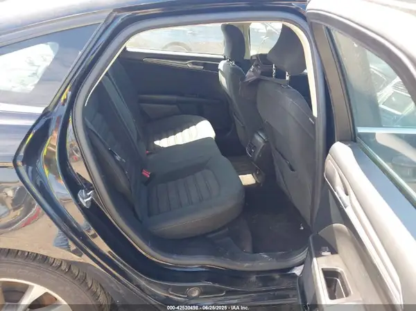 3FA6P0H76HR154057 2017 FORD FUSION - Image 8