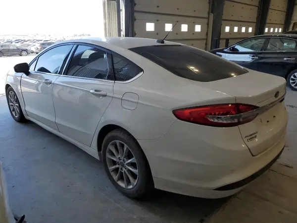 3FA6P0H76HR159033 2017 FORD FUSION - Image 2