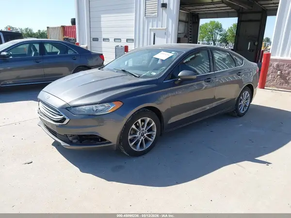 3FA6P0H76HR181579 2017 FORD FUSION - Image 2