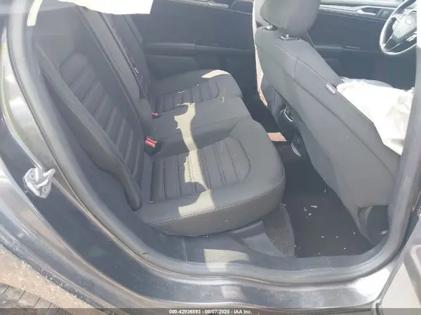3FA6P0H76HR185440 2017 FORD FUSION - Image 8