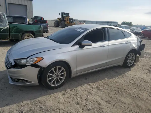 3FA6P0H76HR185843 2017 FORD FUSION - Image 1