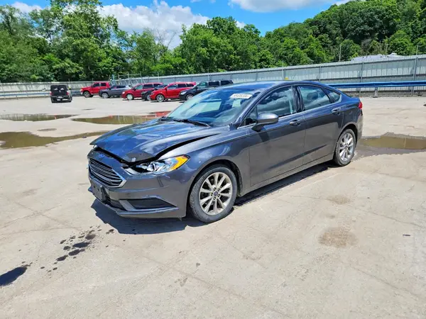 3FA6P0H76HR200048 2017 FORD FUSION - Image 1