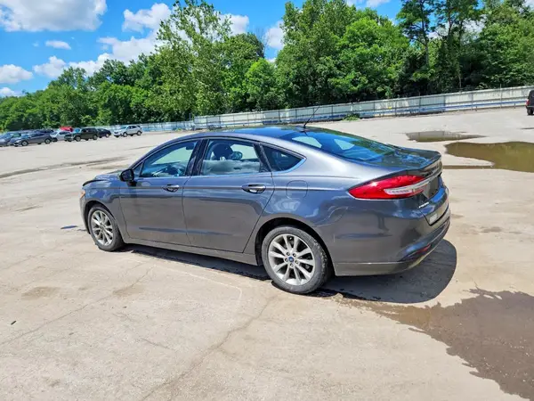 3FA6P0H76HR200048 2017 FORD FUSION - Image 2