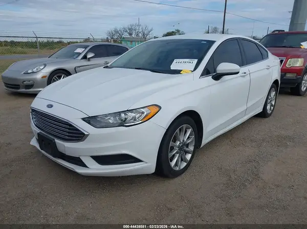 3FA6P0H76HR206383 2017 FORD FUSION - Image 2