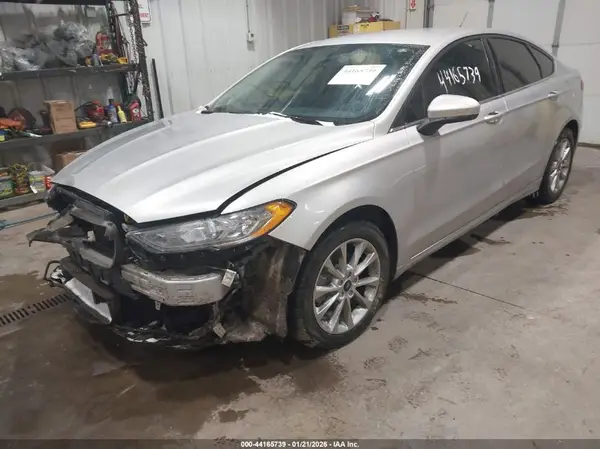 3FA6P0H76HR220915 2017 FORD FUSION - Image 2