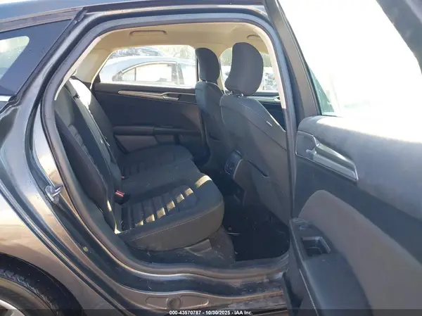 3FA6P0H76HR224236 2017 FORD FUSION - Image 8