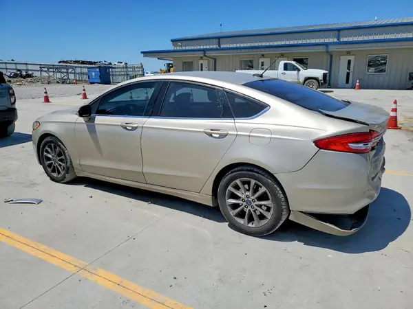 3FA6P0H76HR228187 2017 FORD FUSION - Image 2